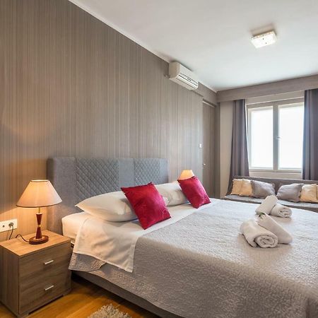 Golden Split Rooms מראה חיצוני תמונה